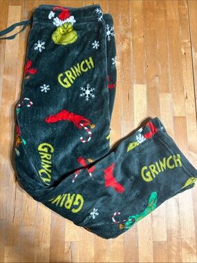 Dr Suess The Grinch Holiday Pajama Pants